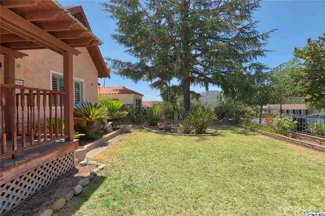 3604 Angelus Ave - Photo 3 of 26