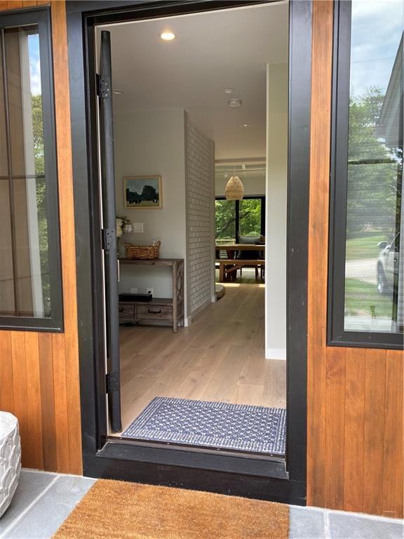 75 Cottrell Rd - Photo 2 of 10