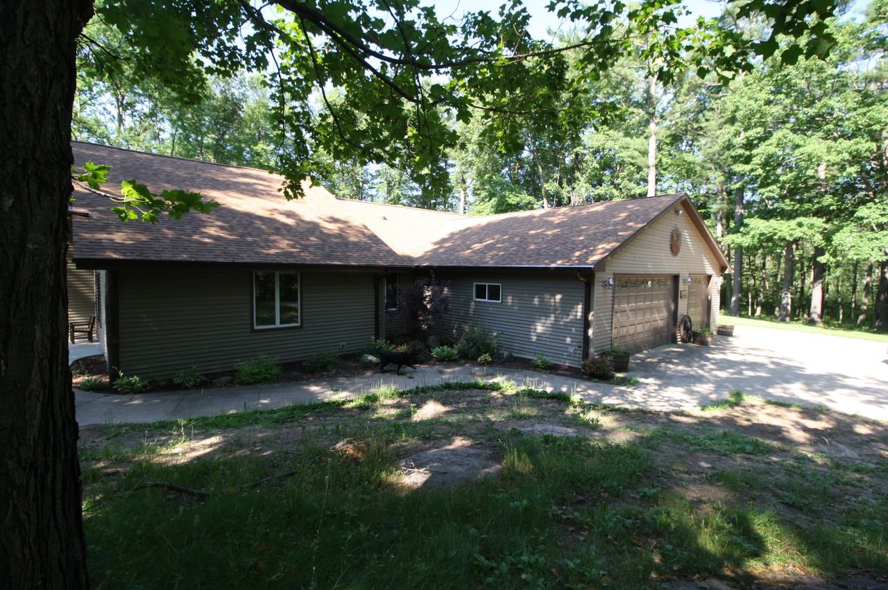 E9155 Ebony Rose Ln - Photo 2 of 24