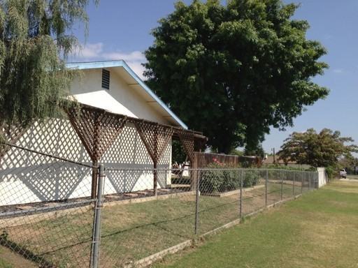 10705 Paul Ave - Photo 3 of 12