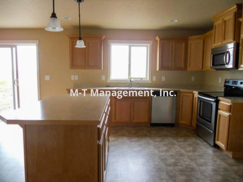 13310 W Pacific Ave - Photo 3 of 7