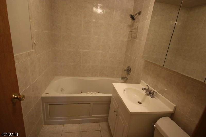 1053 Valley Rd - Photo 3 of 6