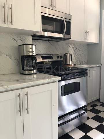 463 Saint Clarens - Photo 2 of 12