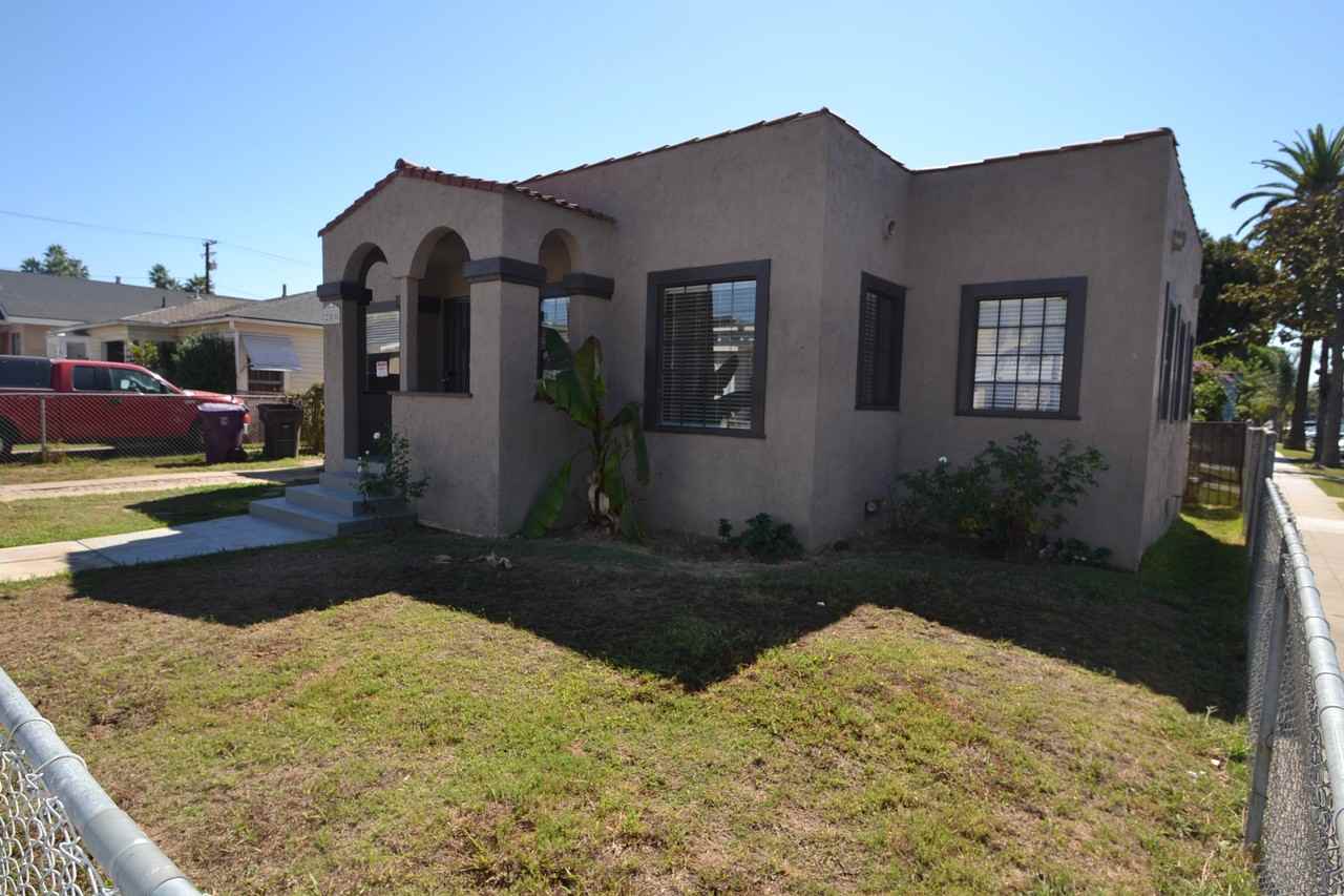 200 E Willard St - Photo 2 of 12