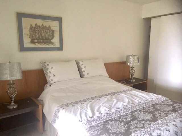 1055 Rue Saint-Mathieu - Photo 4 of 12