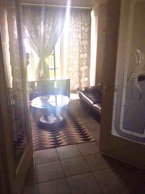 1055 Rue Saint-Mathieu - Photo 7 of 12