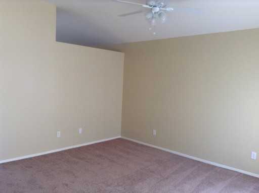 11302 W Orchid Ln - Photo 2 of 9