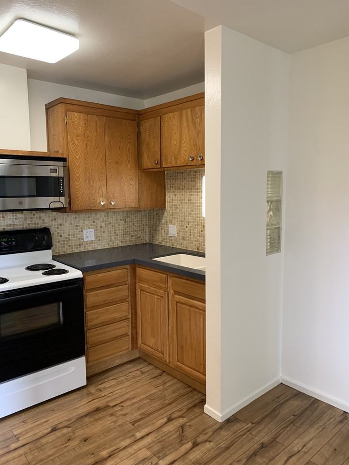 33 Elgin Park #8 - Photo 4 of 27