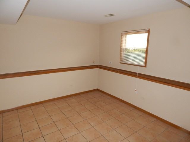 3248 Pioneer Ct - Photo 2 of 9