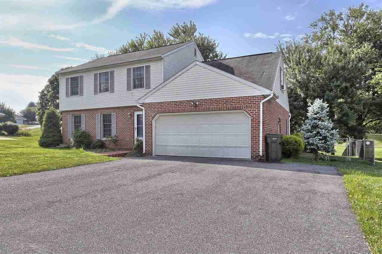 4 Dandelion Dr - Photo 2 of 25