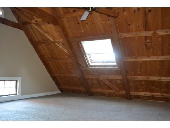 6 Fifield Ln - Photo 3 of 8