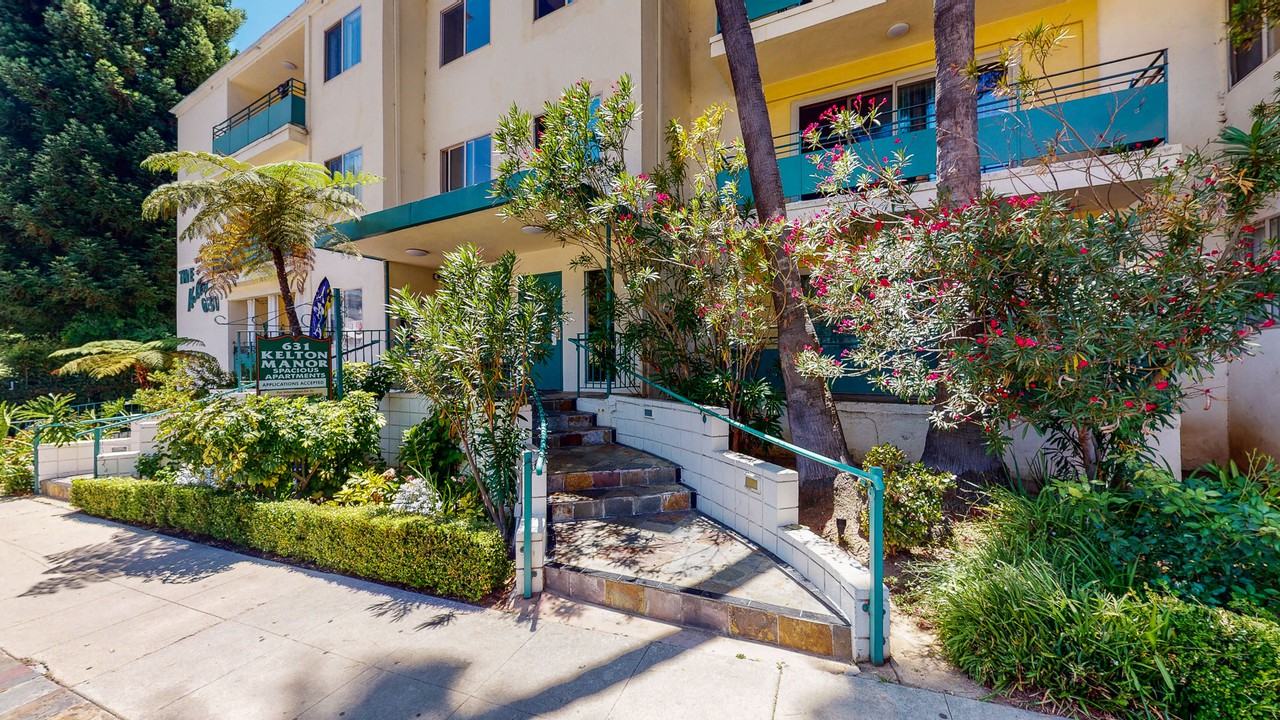 631 Kelton Ave - Photo 2 of 11