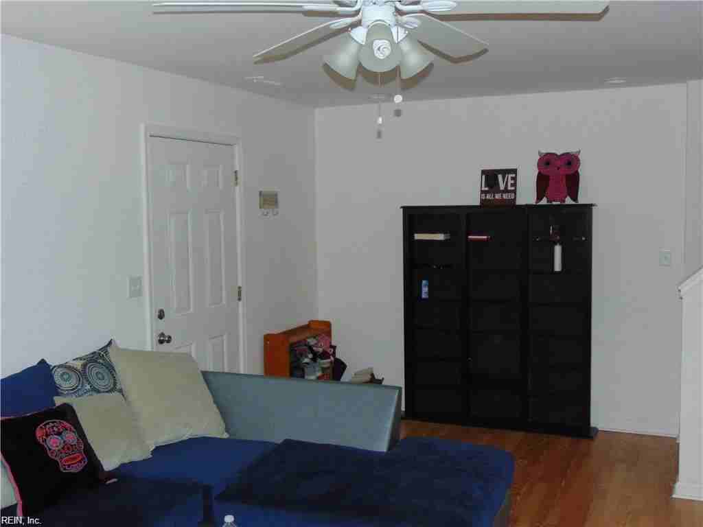 3057 Breslaw Ct - Photo 2 of 19
