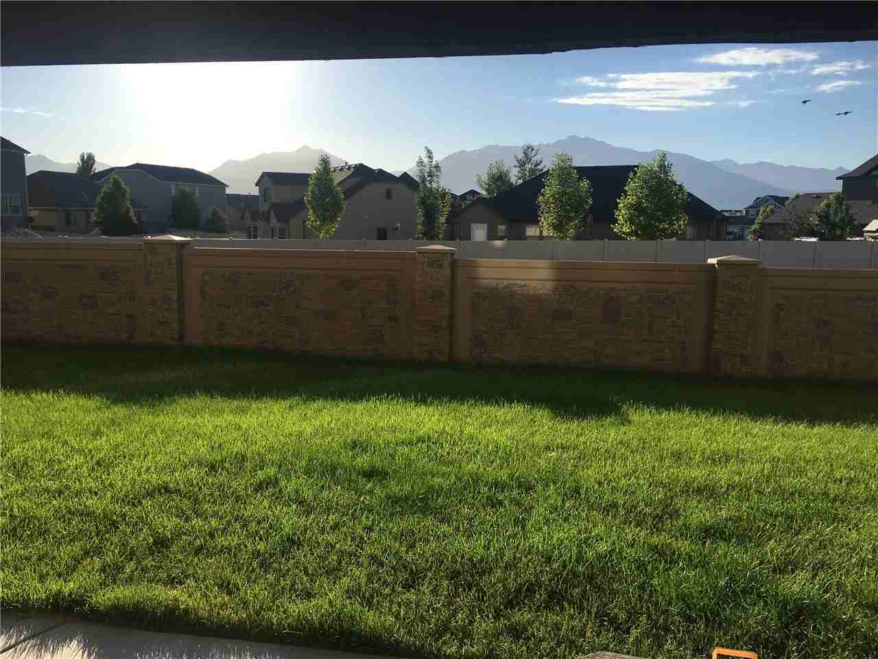11051 Hampton Way - Photo 6 of 10