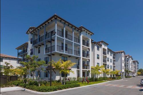 2001 N Federal Hwy #2-307, Delray Beach, FL 33483 - 2 ...