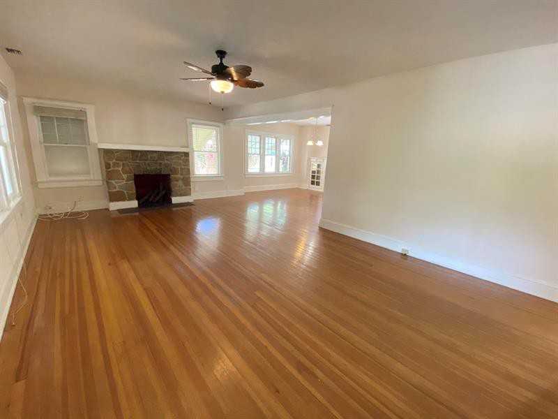 435 56th Street - Photo 3 of 11