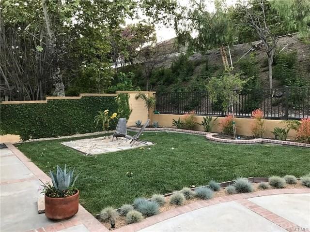 24091 Fairway Ln - Photo 3 of 11