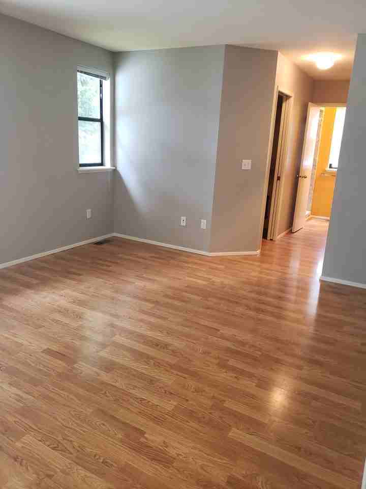 4008 60th Street Court - Photo 2 of 25
