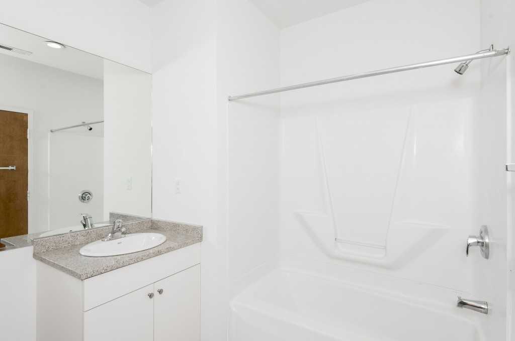 1411 Chestnut Street #7XX - Photo 2 of 11