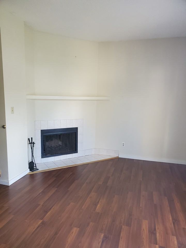 3320 116A Avenue Northwest - Photo 3 of 16