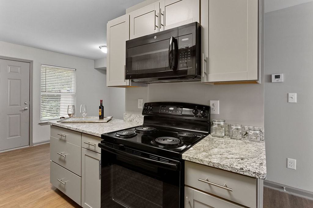 Summit on Central - Photo 5 of 49