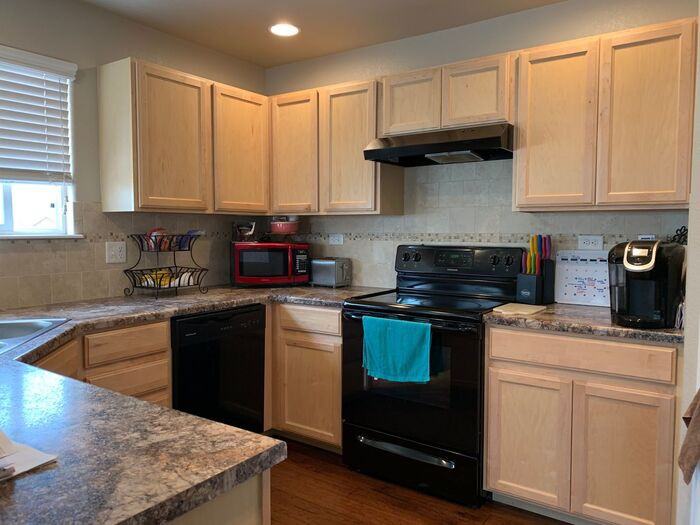 708 Wilderland Ct - Photo 2 of 10