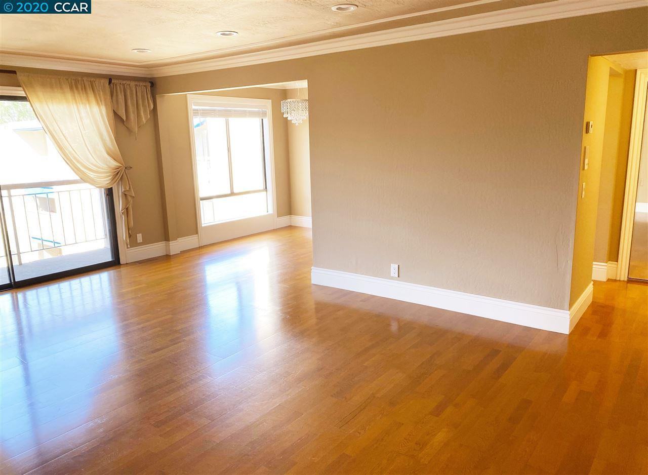 310 N Civic Dr #504 - Photo 2 of 40