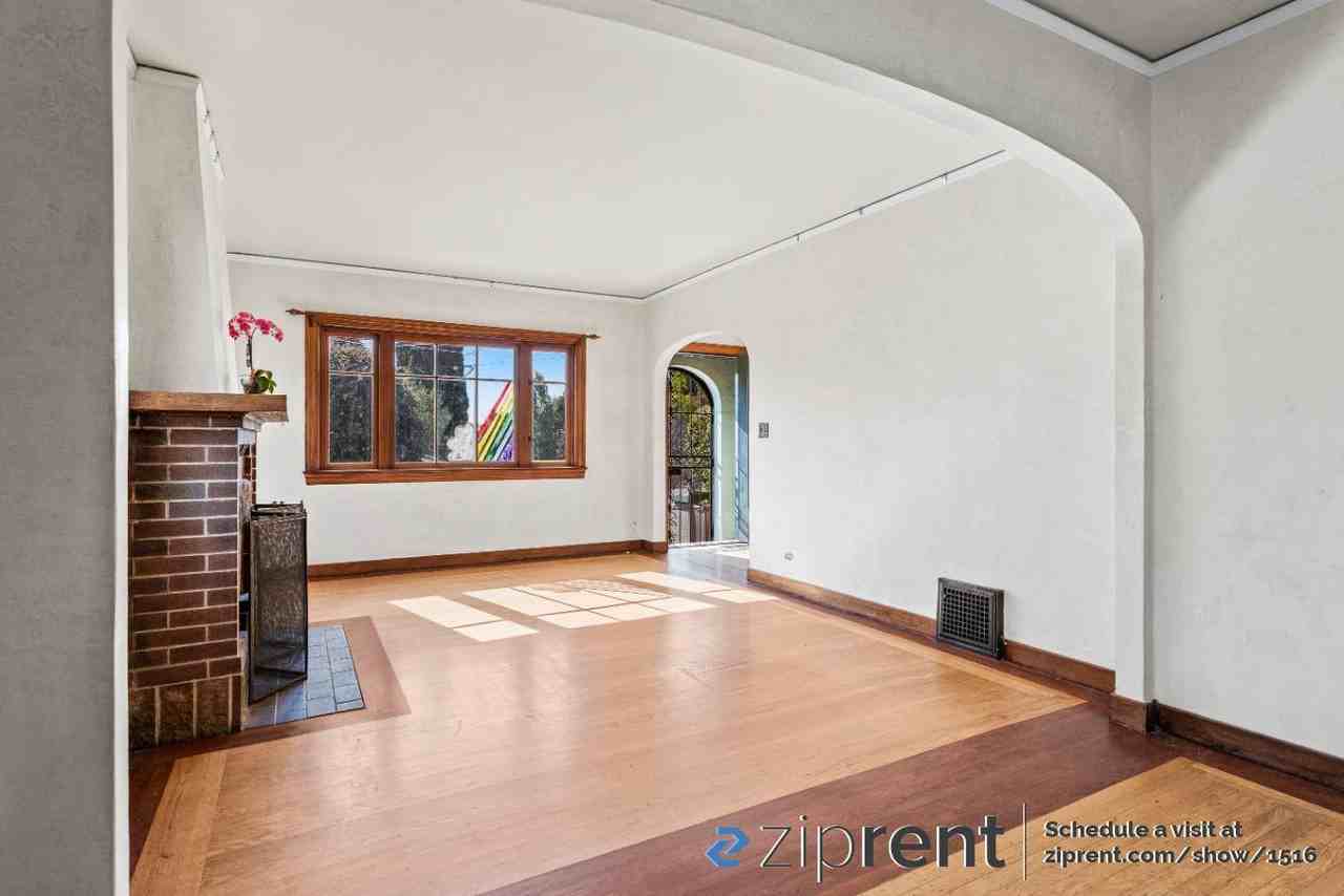 3232 Randolph Ave - Photo 3 of 26