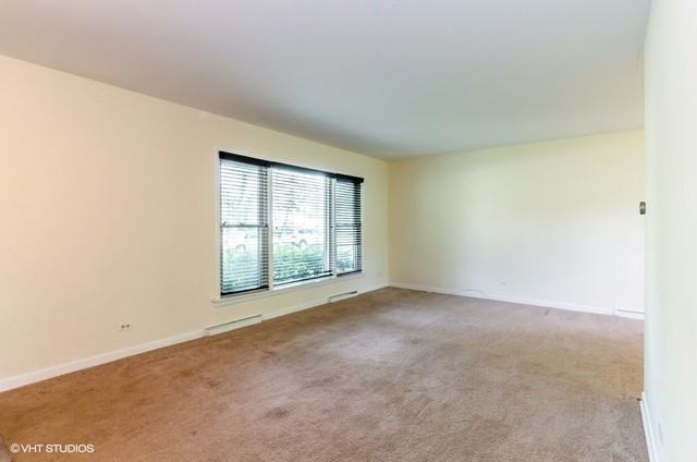 665 Pine St - Photo 2 of 15