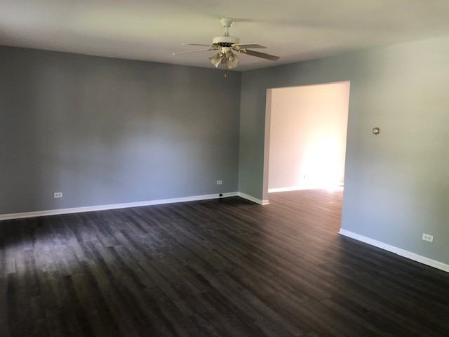 1441 Concord Dr - Photo 3 of 19