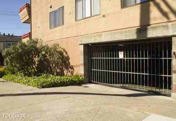 Oxford Apartments - Photo 2 of 24