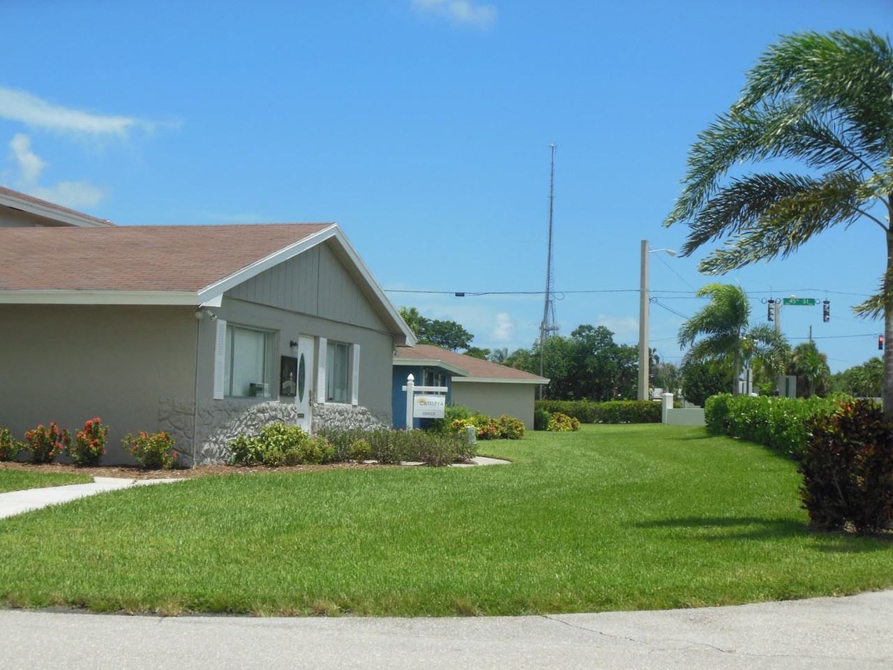 108 E Tiffany Dr #2 - Photo 3 of 20