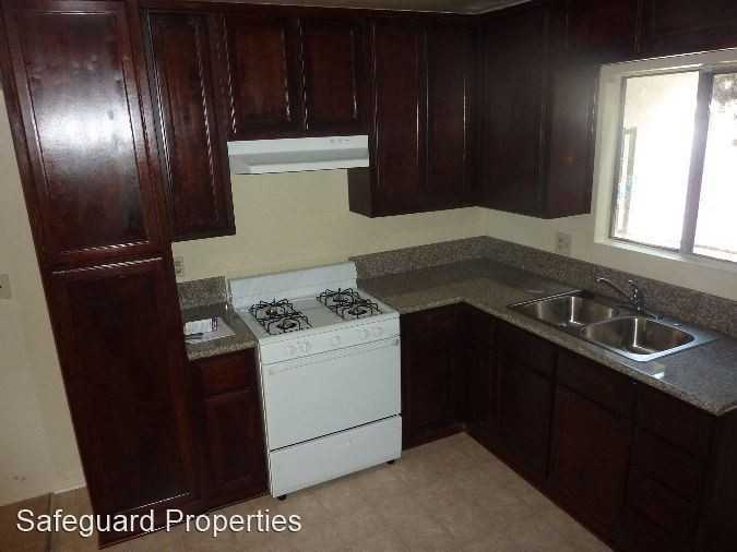 12107 E. 215th Street - Photo 2 of 8