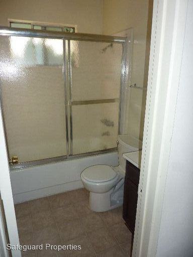 12107 E. 215th Street - Photo 3 of 8