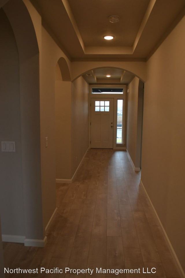 4341 Somerset Dr Ne - Photo 3 of 50