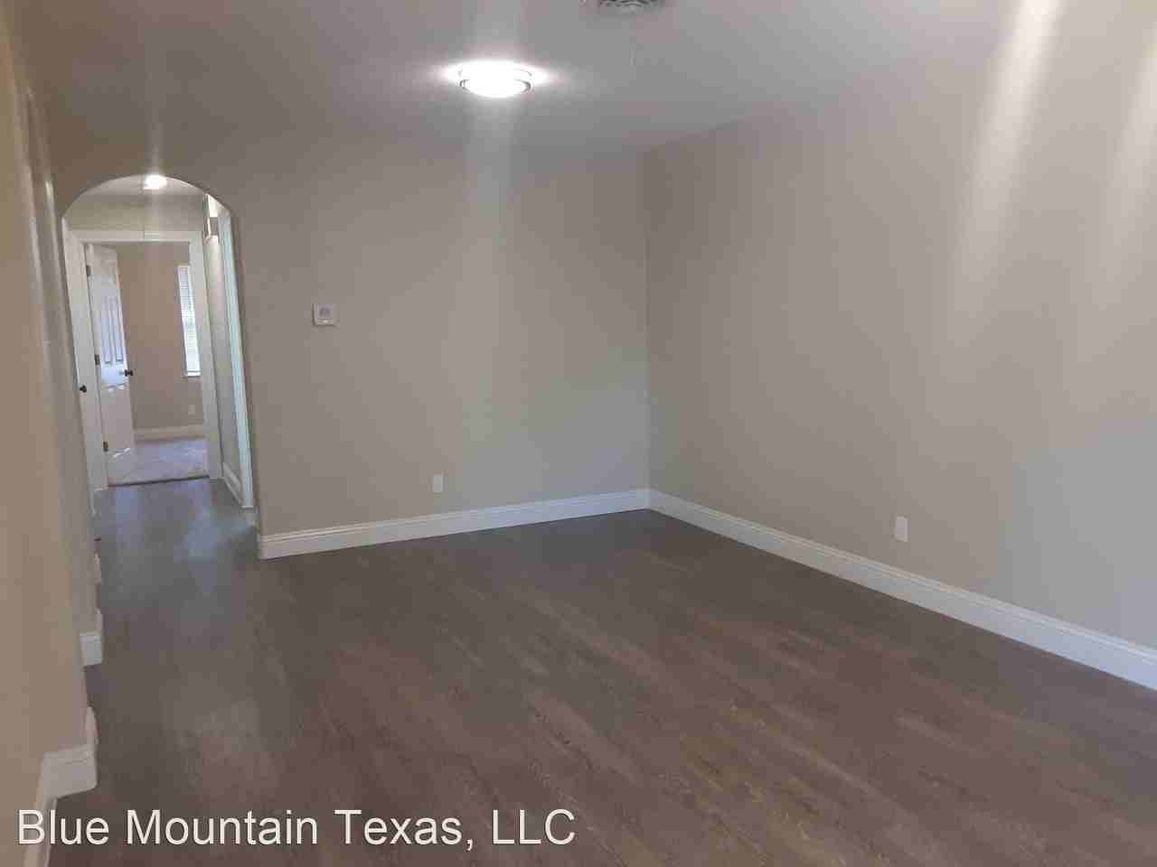 10019 Olmos Dr - Photo 2 of 11