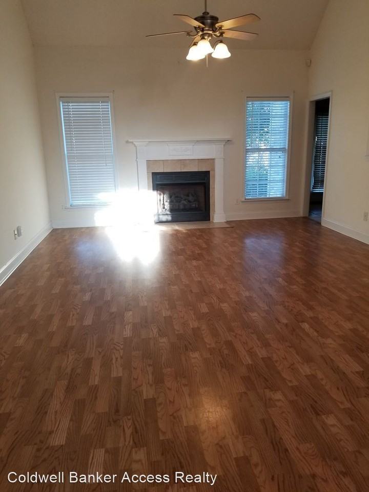 130 Manchester Ln - Photo 2 of 24