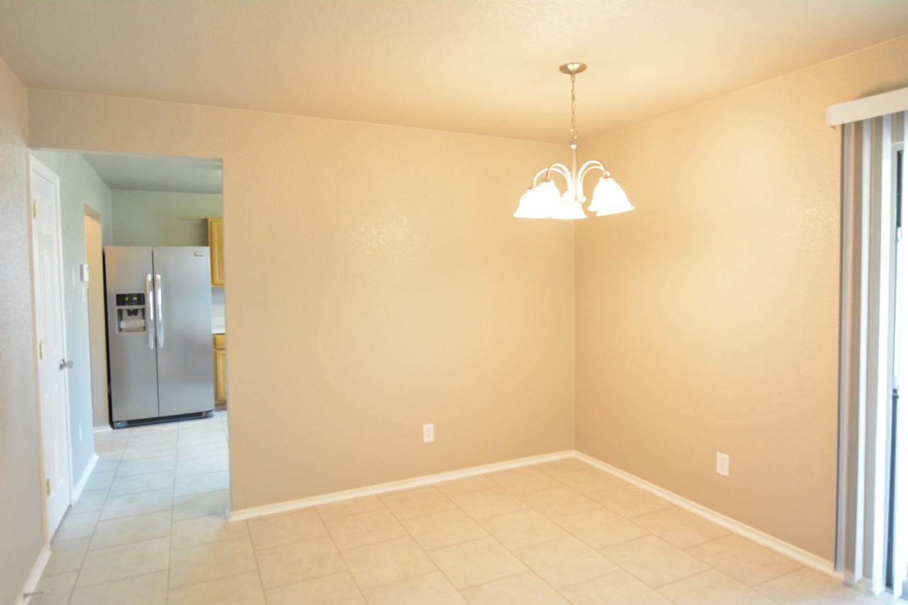 202 Sims Ridge Dr - Photo 6 of 16