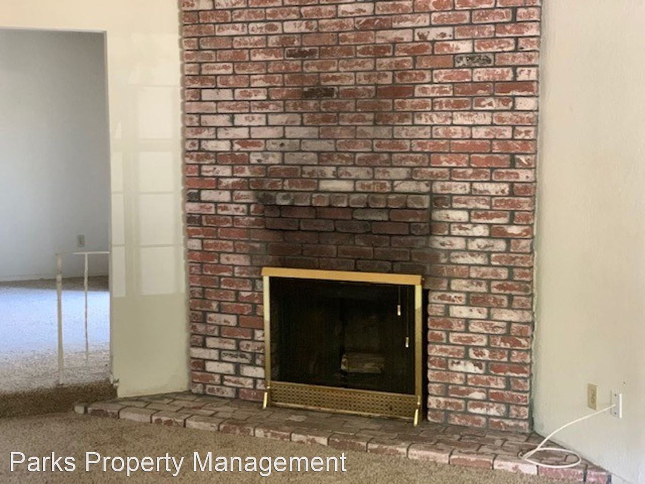 1020-1022 Bell St. - Photo 2 of 9
