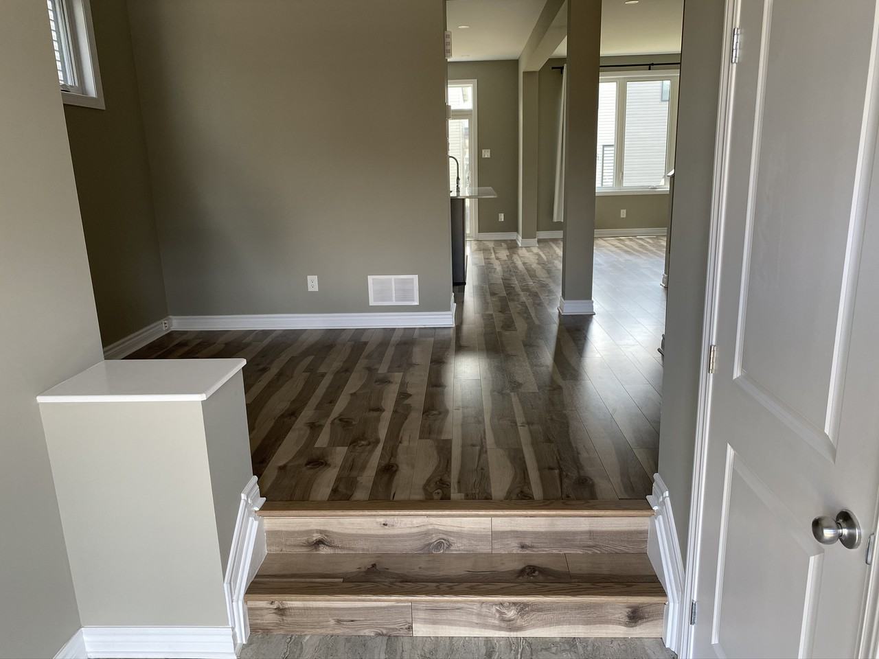 711 Samantha Eastop Ave - Photo 2 of 12