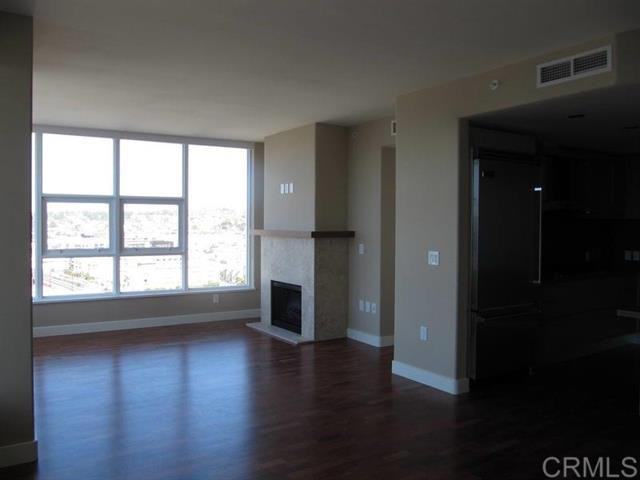 1325 Pacific Hwy 1707 - Photo 3 of 5