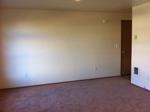 315 SW William Ave - Photo 3 of 10