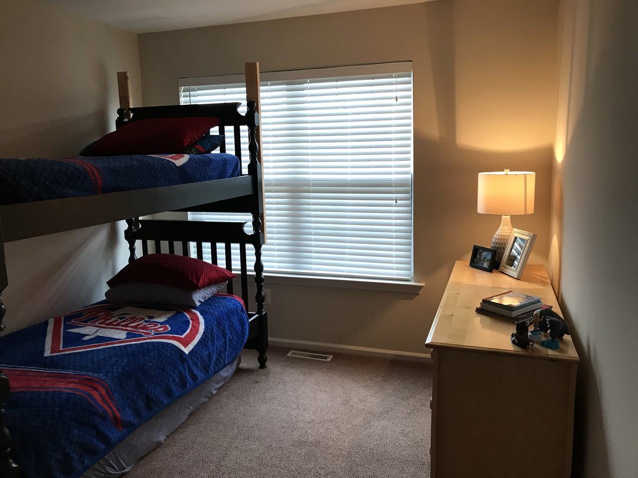 1139 Pin Oak Drive - Photo 2 of 8