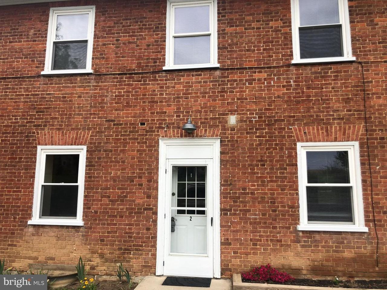 9400 Anthony Hwy Apt 2, Waynesboro, PA 17268 3 Bedroom Apartment for