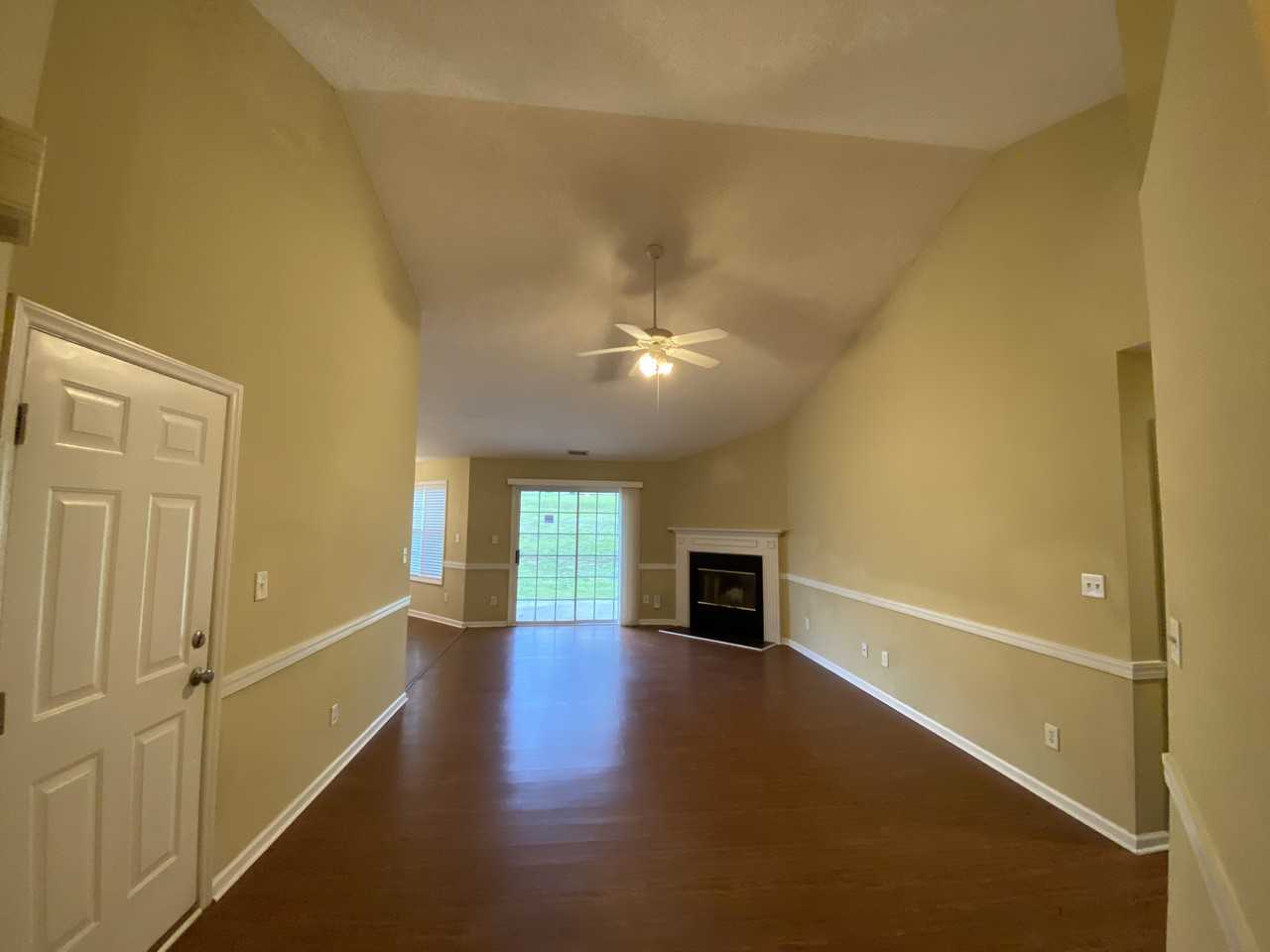 3 Kilburn Lane - Photo 2 of 21