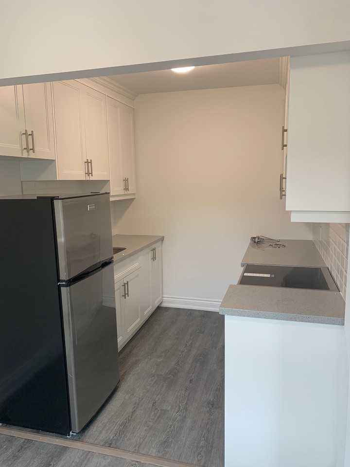 382 Dovercourt Road #22