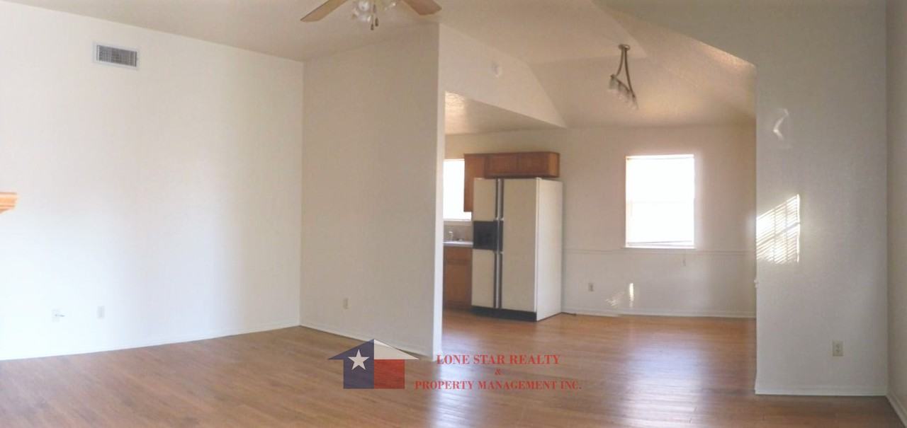 3914 Oak Valley Drive - Photo 3 of 24