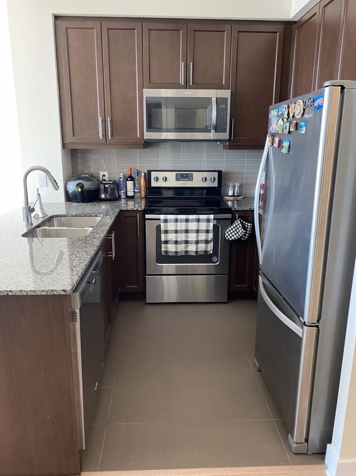 3981 Grand Park Dr - Photo 3 of 15