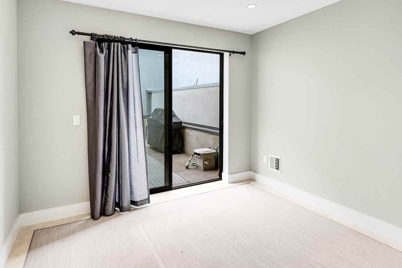 420 Bay Street #A - Photo 7 of 20