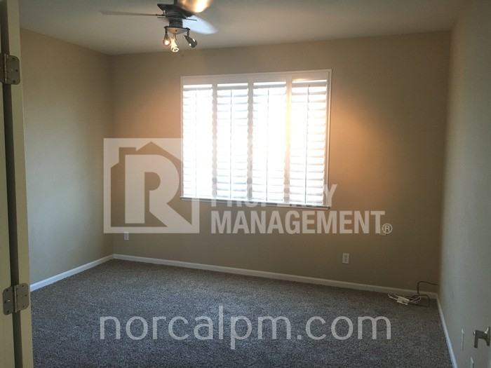 2716 W Pintail Way - Photo 2 of 25